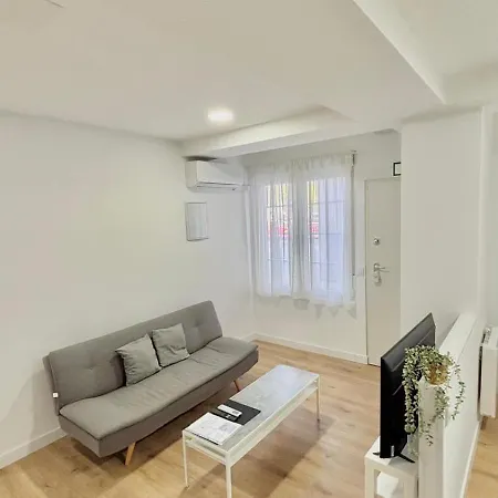 Lofts 4Towers - La Paz Apartment Madrid Room photo